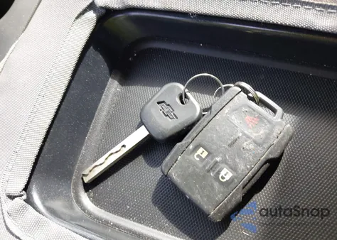 2017 Chevrolet Silverado 1500 Custom from USA, damaged, VIN 1GCRCPECXHZ301425